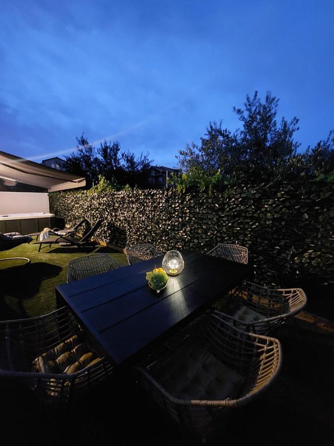 Garden Apartment Leoma With Free Parking! ザダル エクステリア 写真