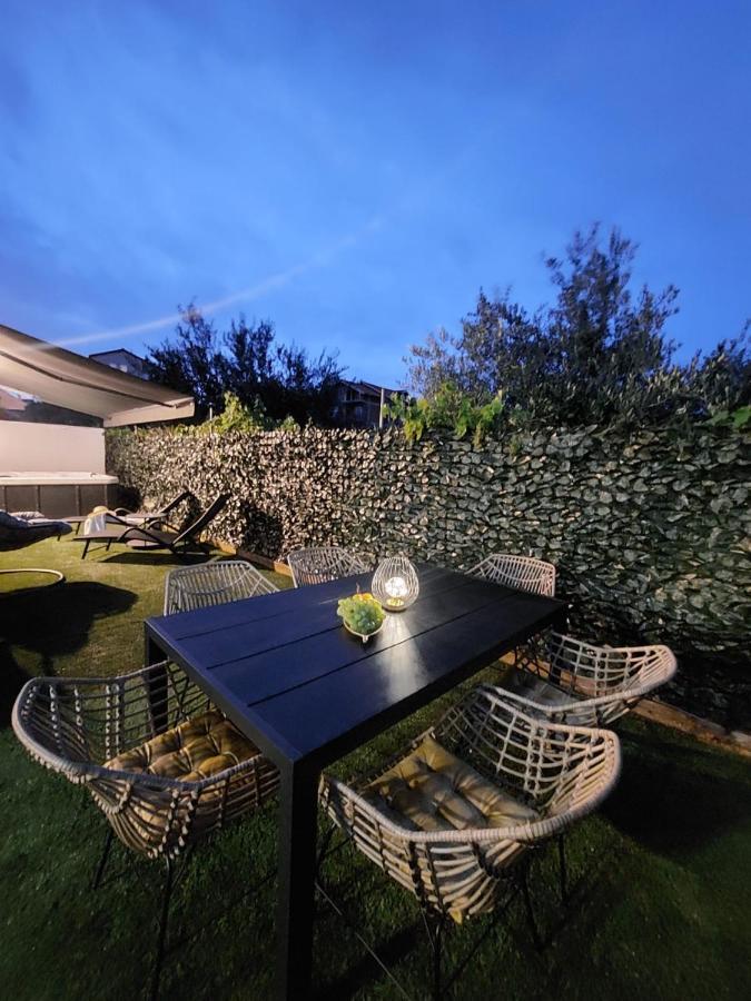 Garden Apartment Leoma With Free Parking! ザダル エクステリア 写真