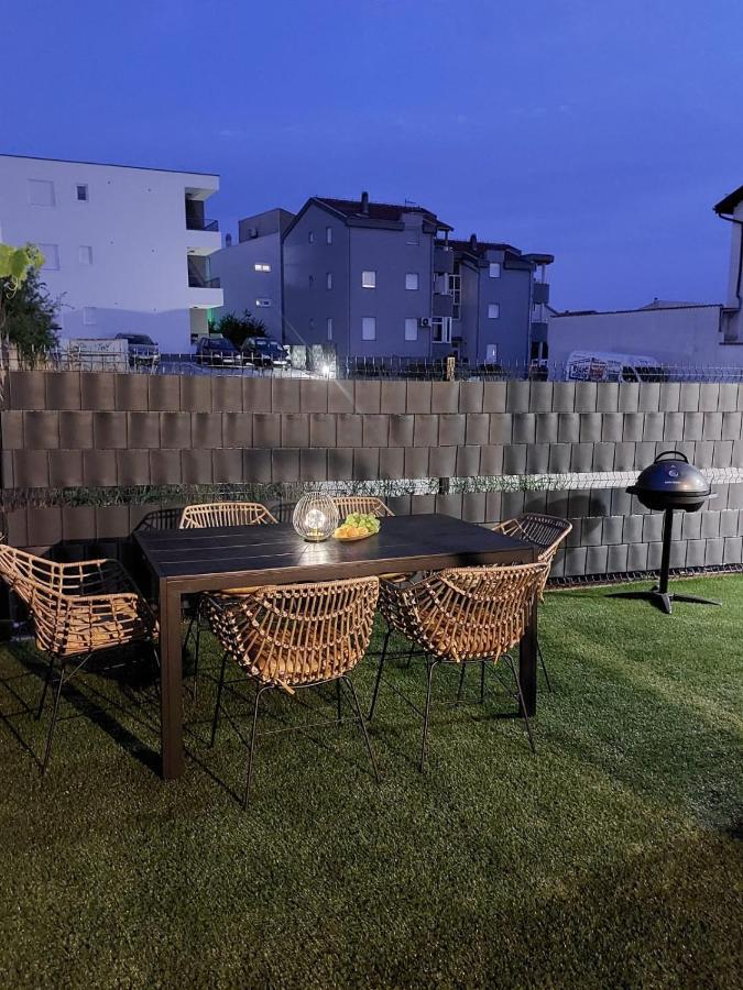 Garden Apartment Leoma With Free Parking! ザダル エクステリア 写真