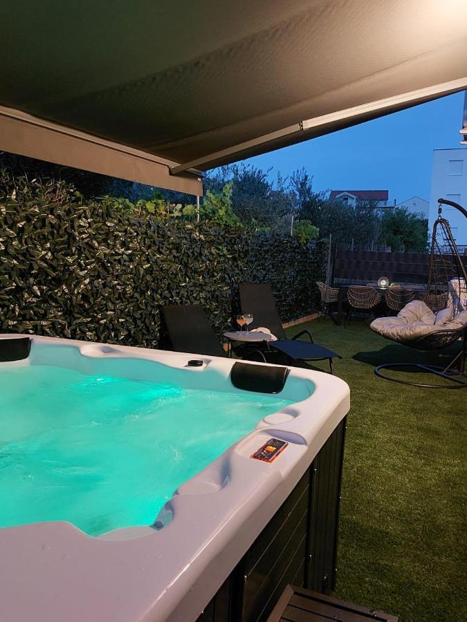 Garden Apartment Leoma With Free Parking! ザダル エクステリア 写真